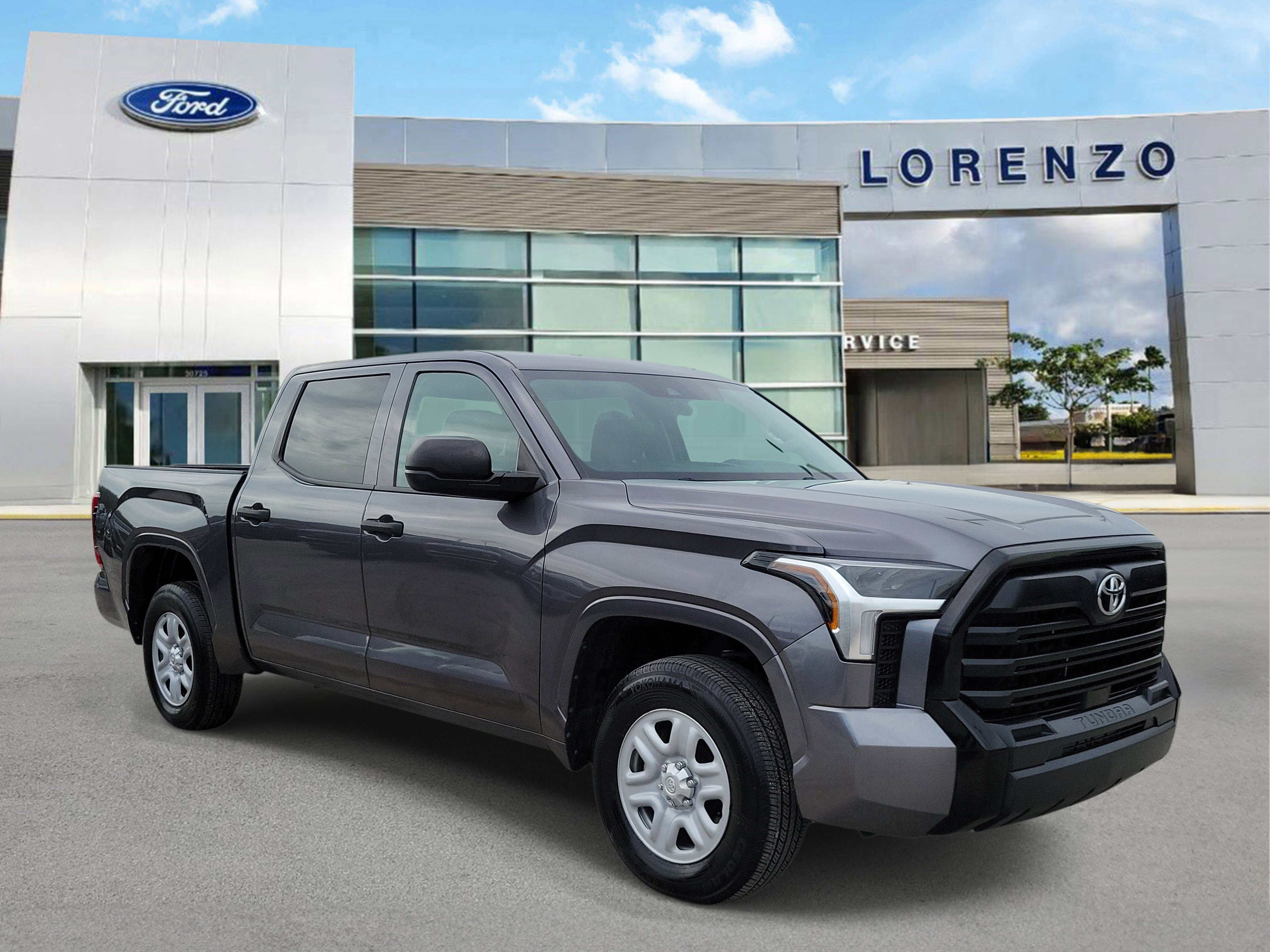 Used 2023 Toyota Tundra SR w/ SR Tow Package RWD image 3