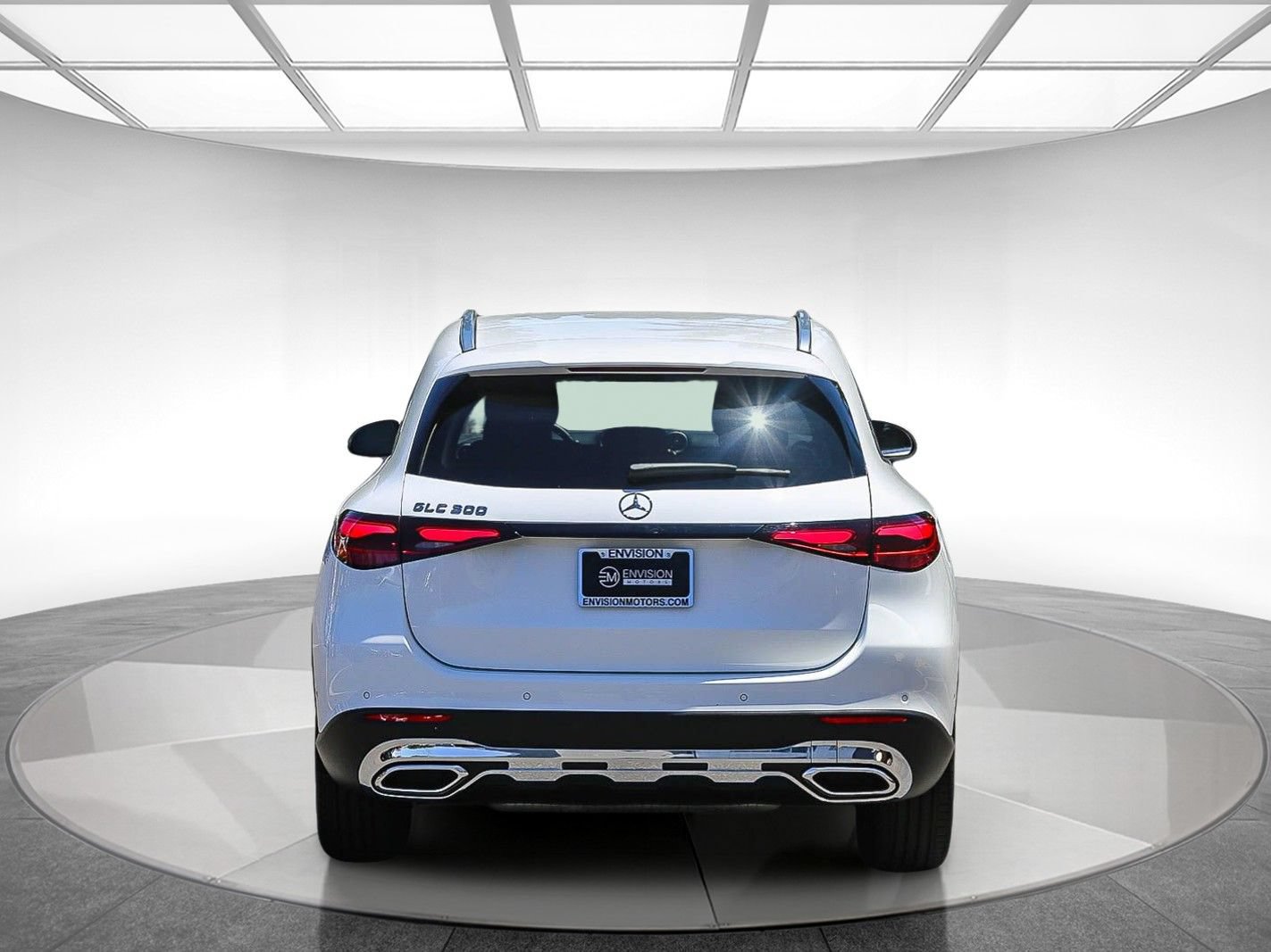 Certified 2026 Mercedes-Benz GLC 300 image 3