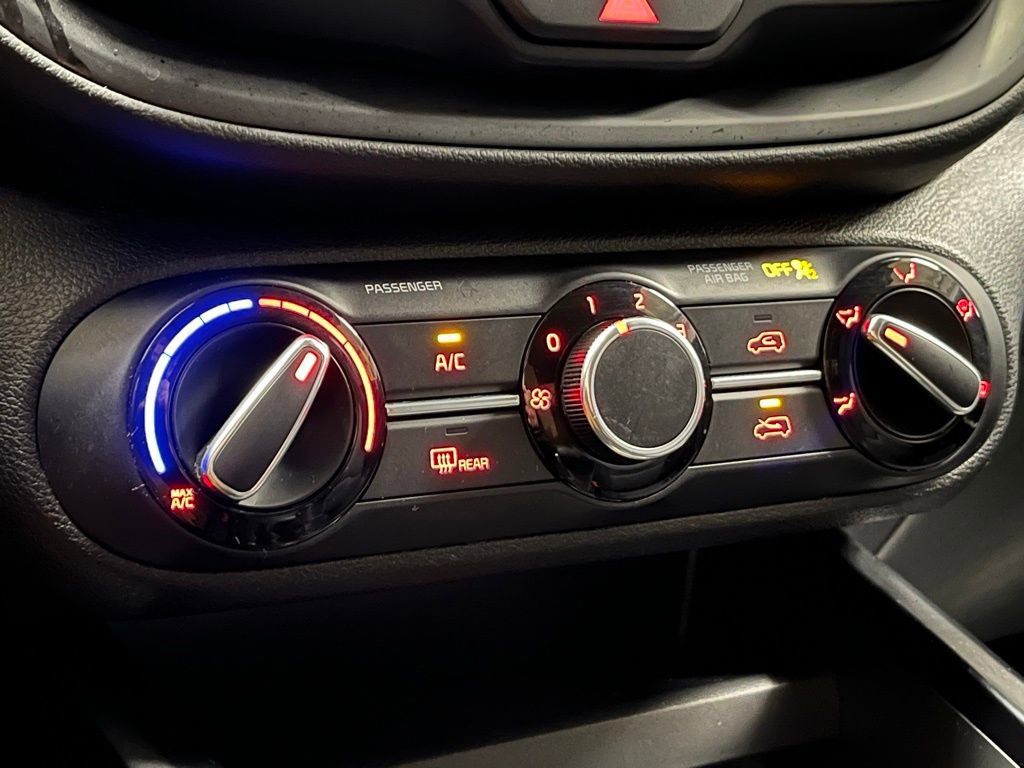 Used 2020 Kia Soul LX image 9