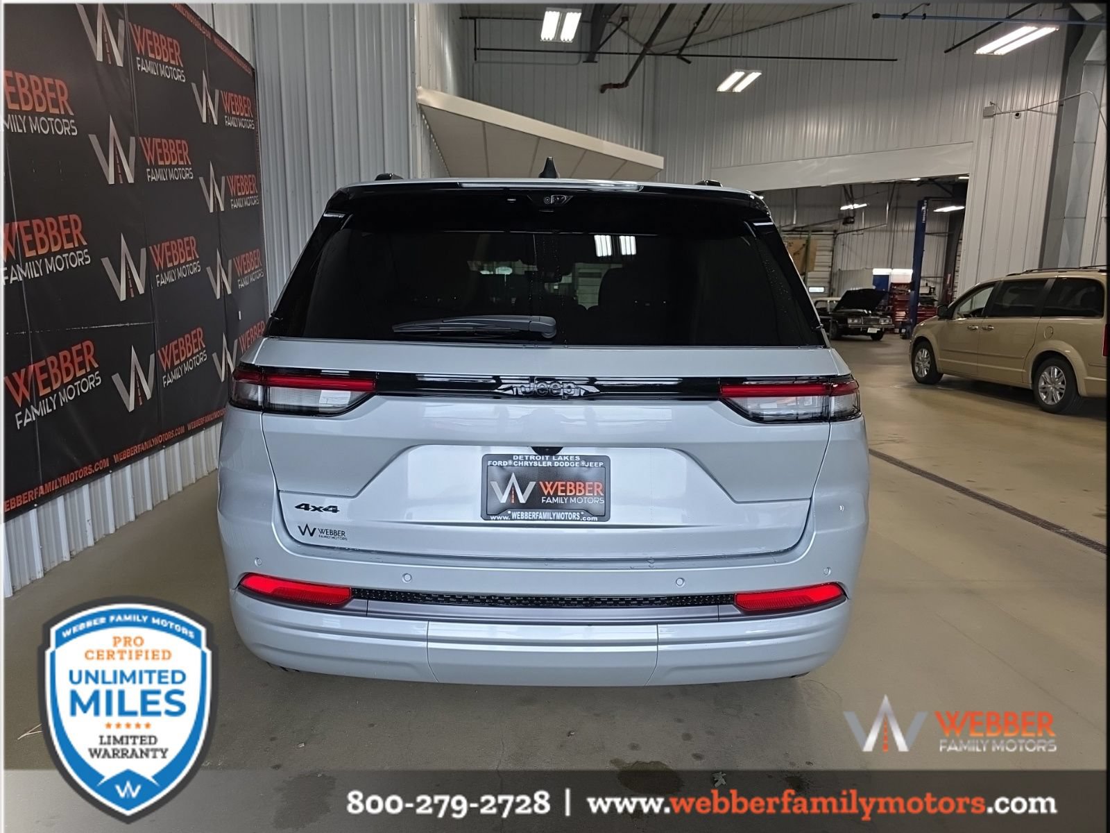 New 2026 Jeep Grand Cherokee Limited AWD/4WD image 5