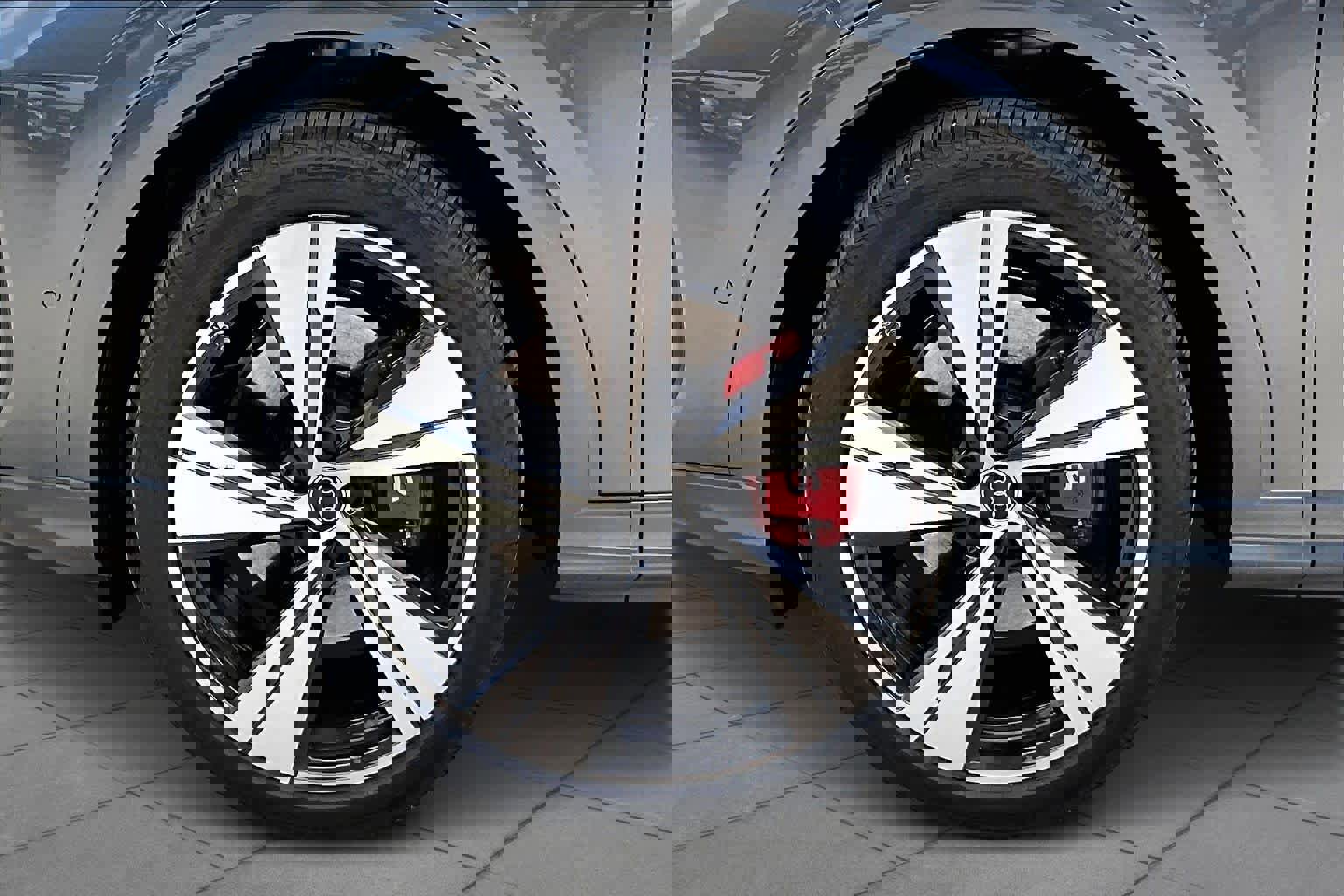 New 2025 Audi SQ5 Premium Plus image 11