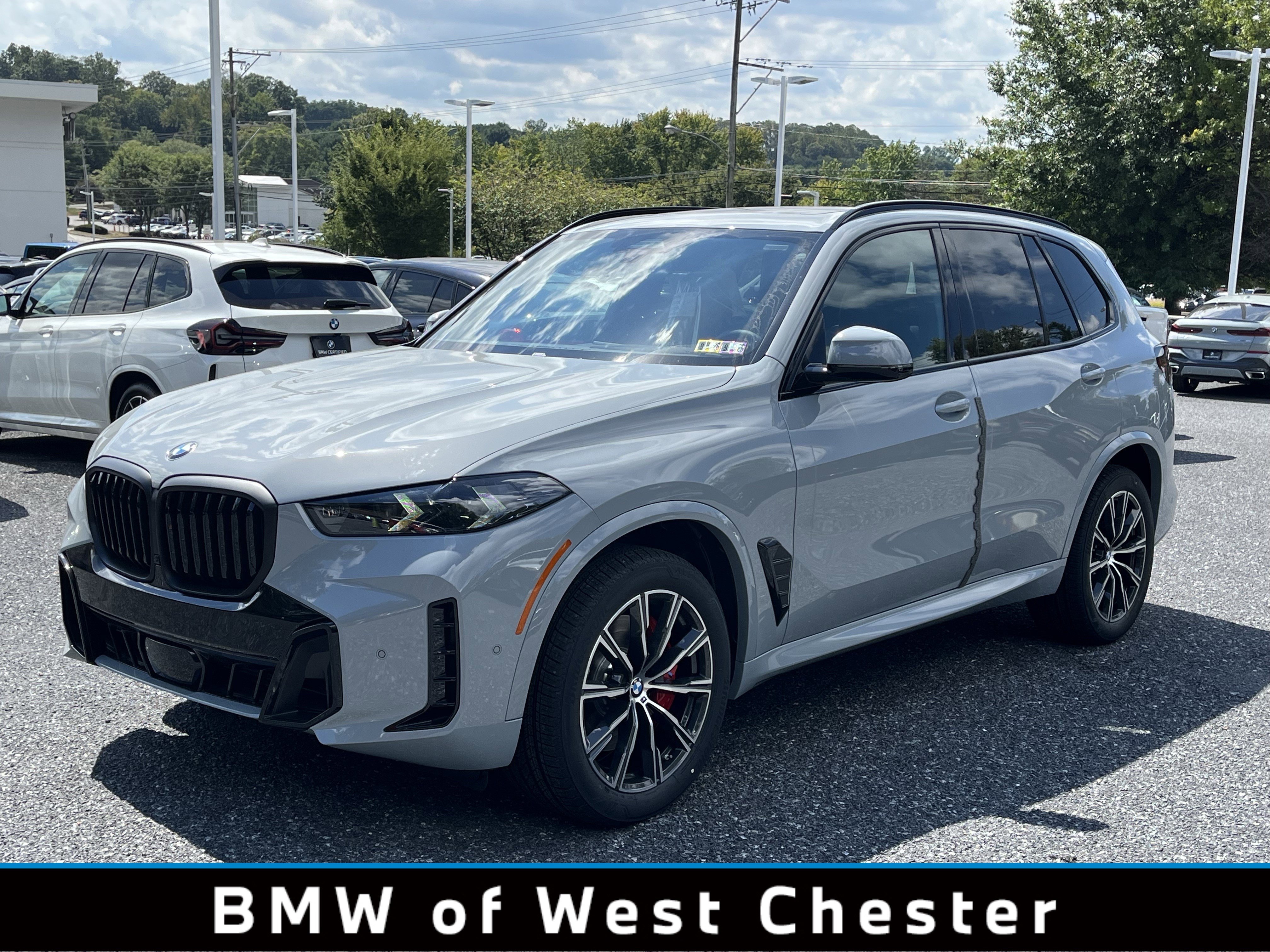 New 2026 BMW X5 xDrive40i w/ M Sport Package