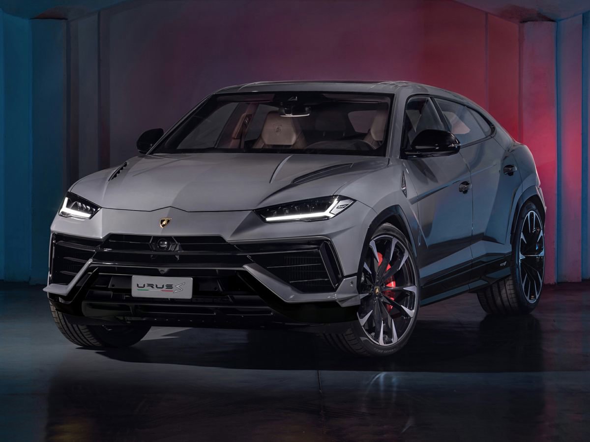 Used 2024 Lamborghini Urus S AWD/4WD image 1