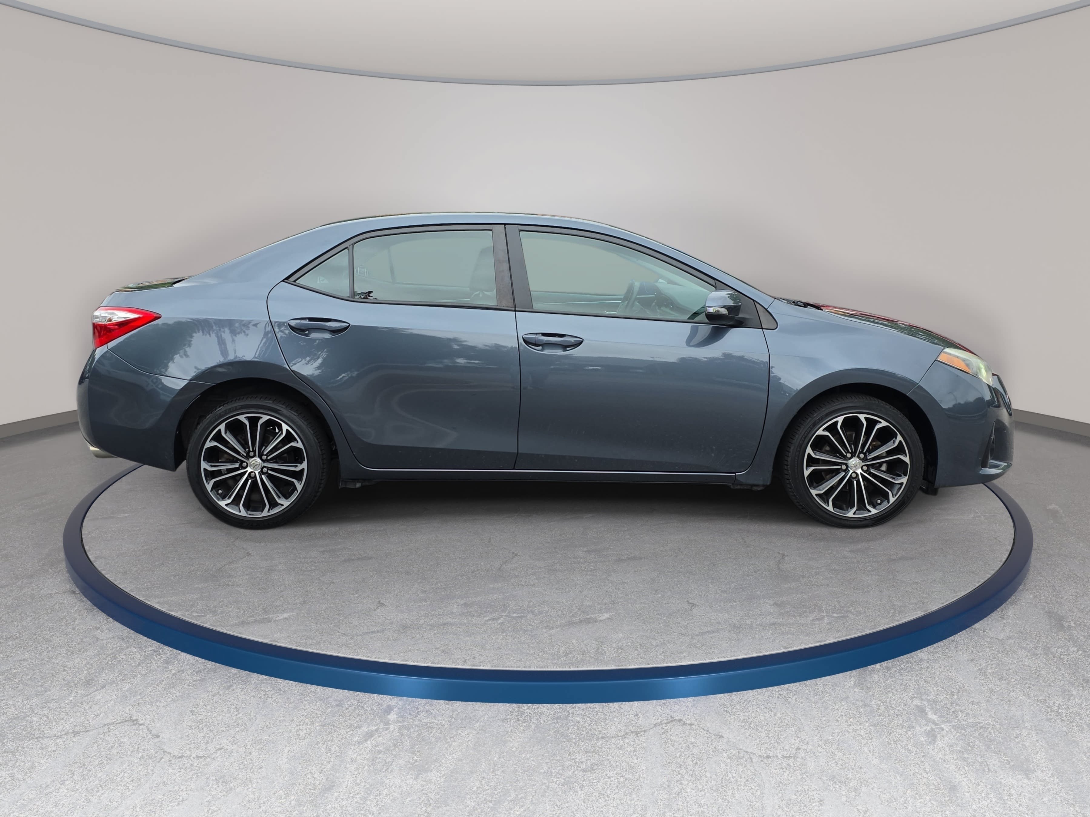 Used 2015 Toyota Corolla S FWD image 4
