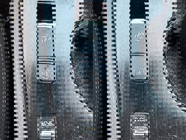 Used 2023 Nissan Rogue S image 19