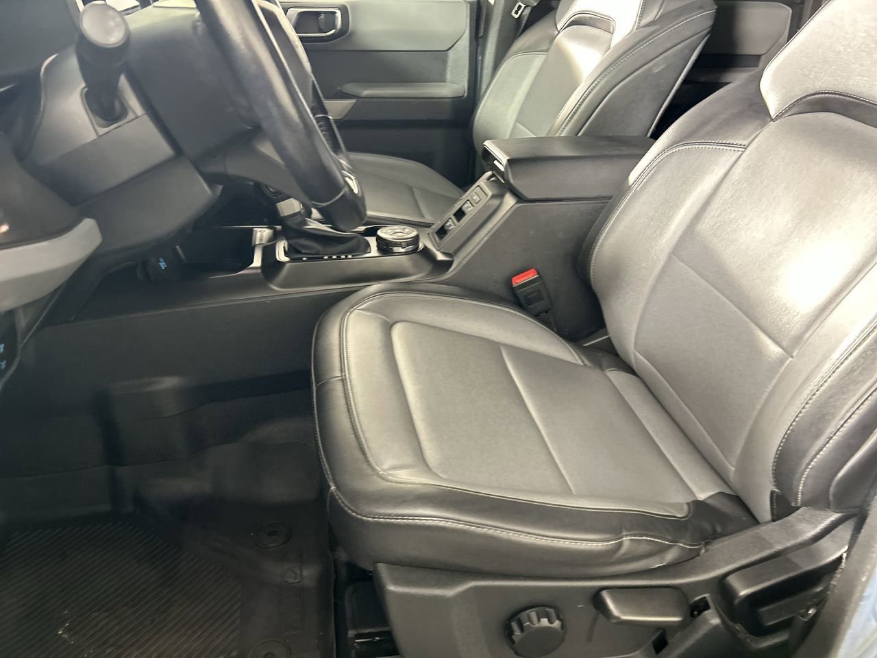 Used 2023 Ford Bronco Everglades image 20