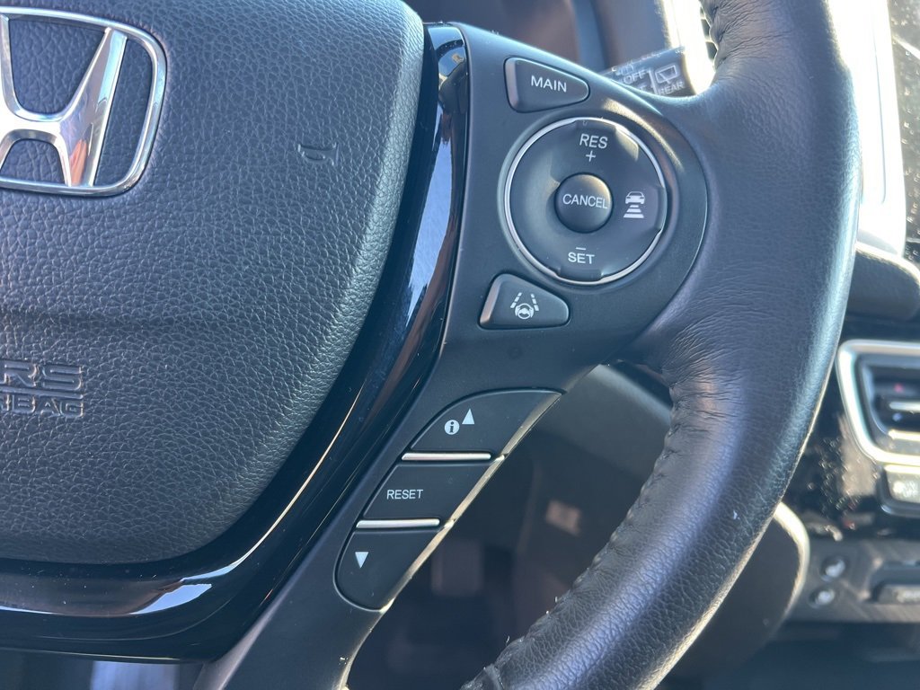 Used 2017 Honda Pilot Elite image 15