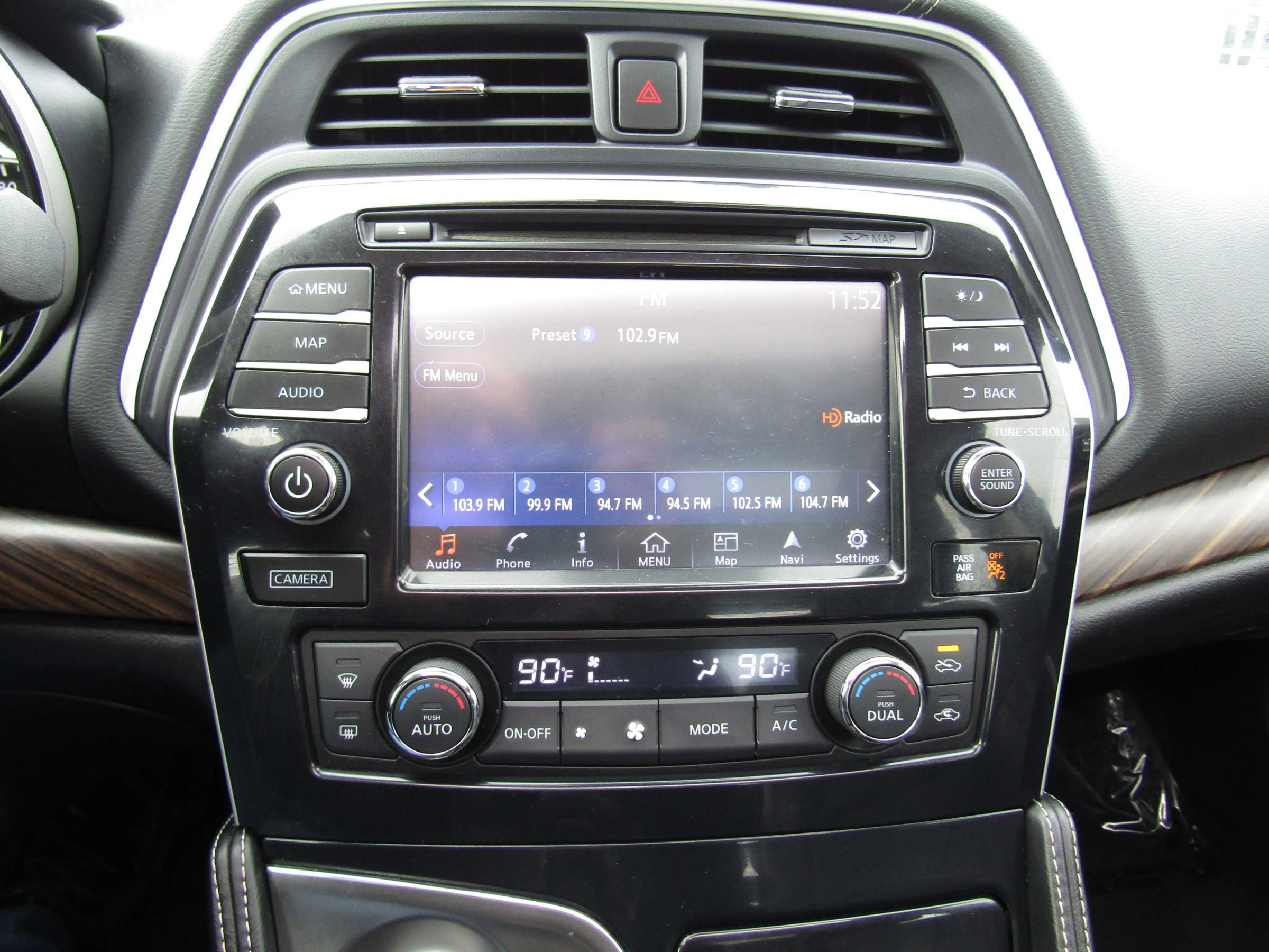 Used 2016 Nissan Maxima Platinum image 25