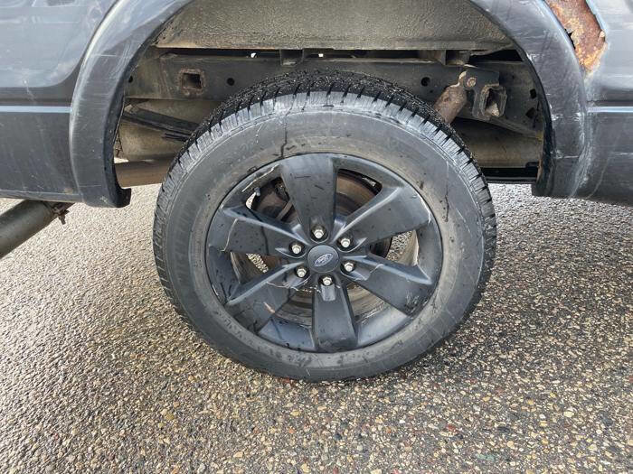 Used 2014 Ford F150 FX4 w/ Equipment Group 402A Luxury image 13