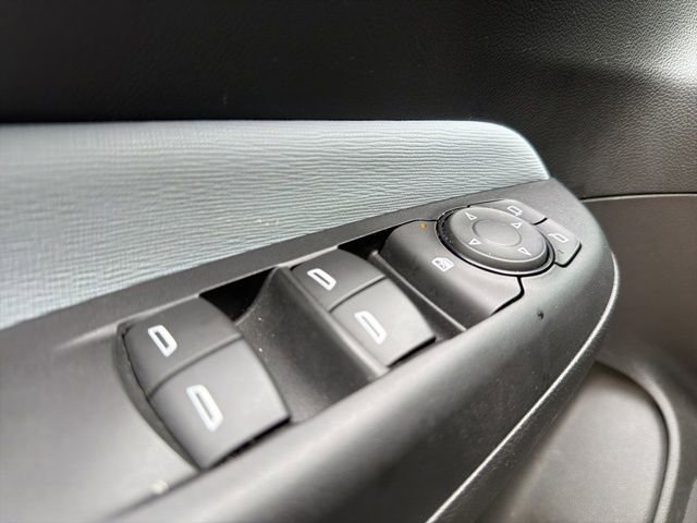Used 2024 Buick Envista Preferred w/ Convenience I Package FWD image 12