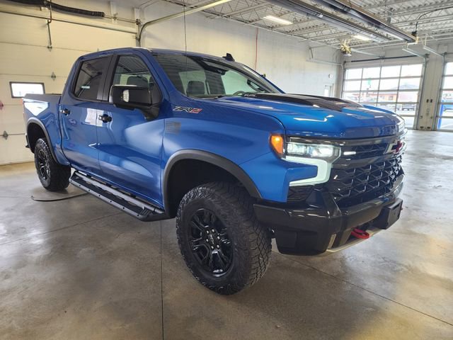 Used 2023 Chevrolet Silverado 1500 ZR2 w/ Technology Package AWD/4WD image 6