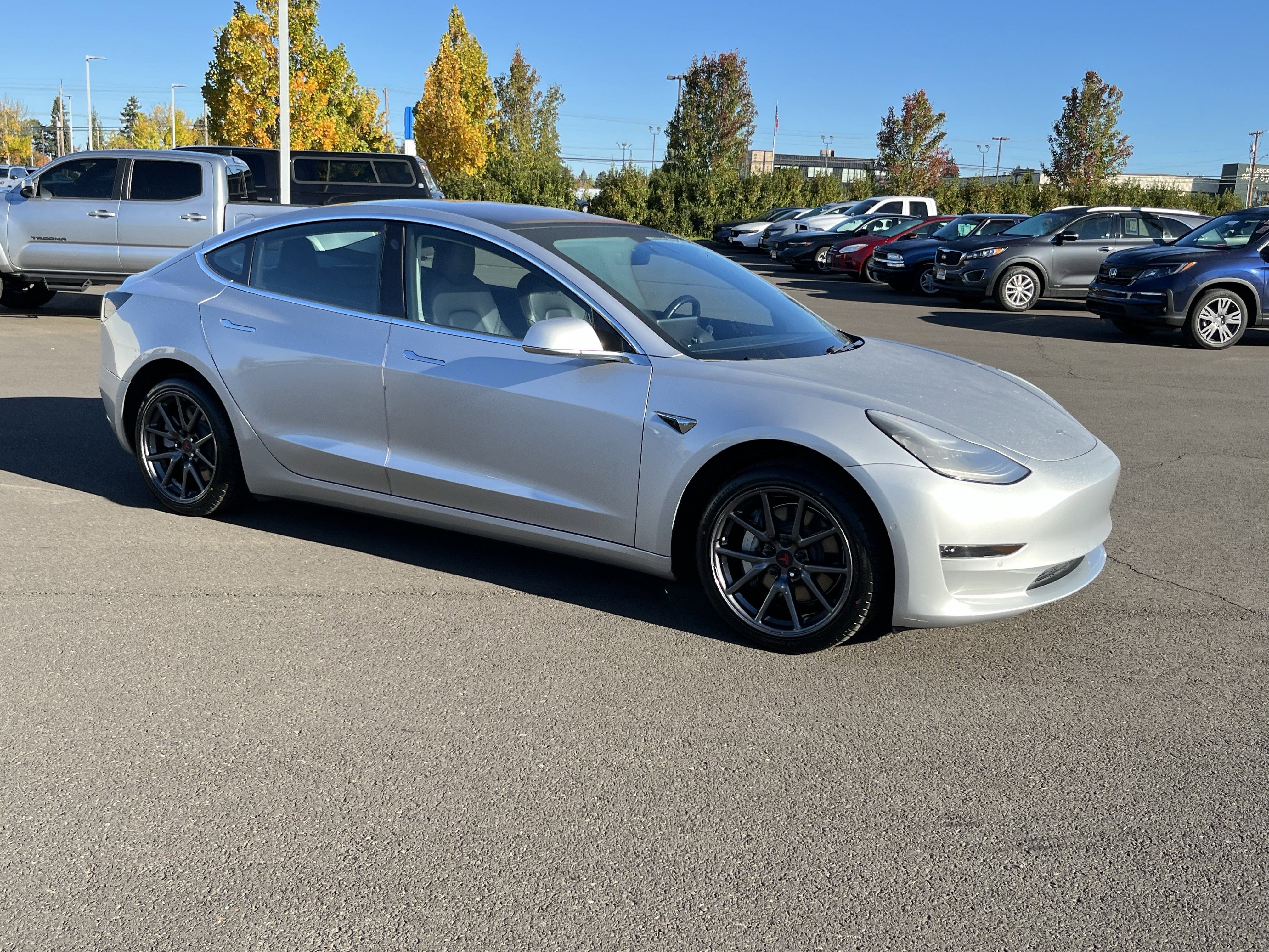 Used 2018 Tesla Model 3 Long Range image 7