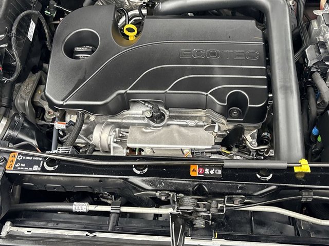 Certified 2024 Chevrolet Equinox LT w/ LPO, Floor Liner Package image 28