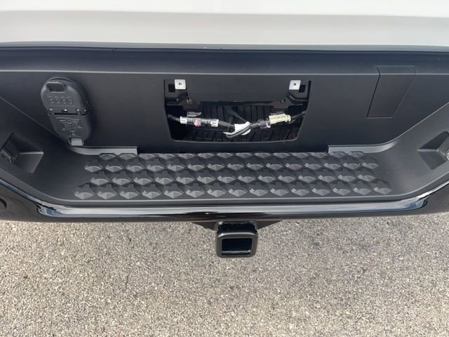 New 2026 Chevrolet Colorado Trail Boss image 13