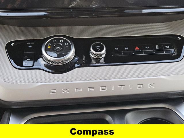 New 2025 Ford Expedition Max Active image 16