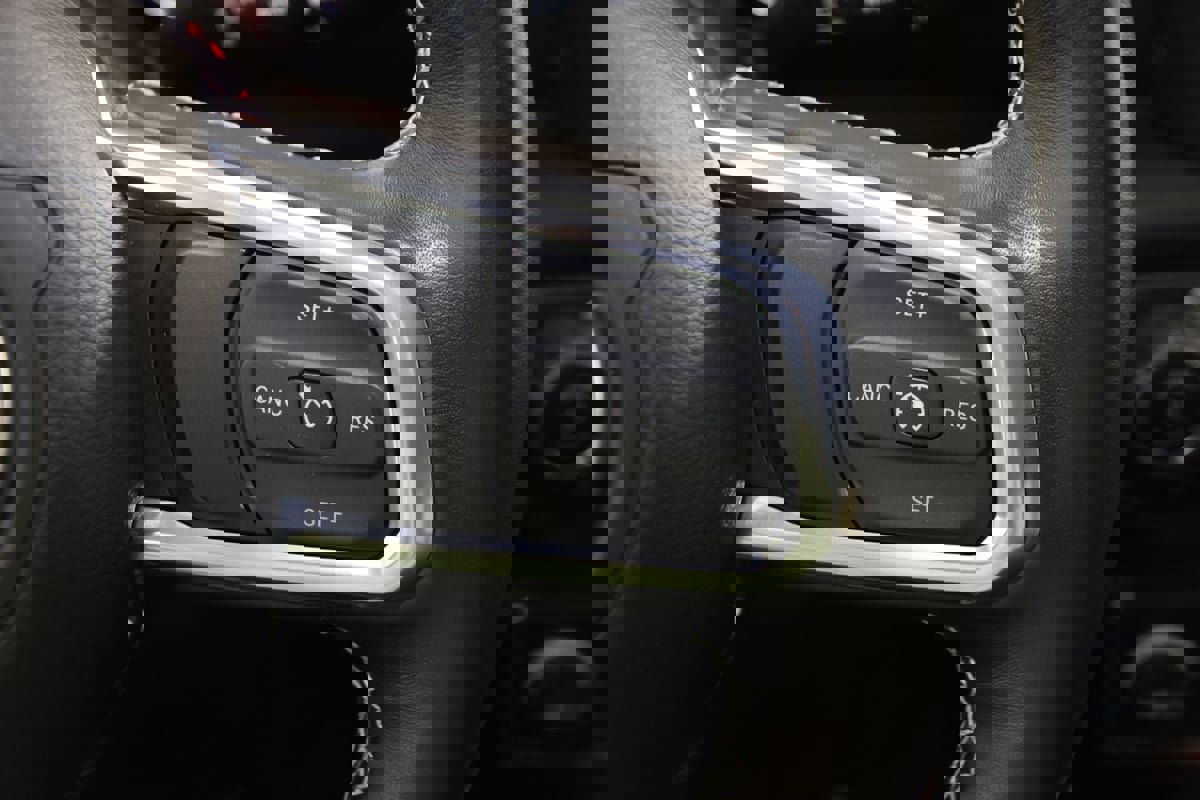 Used 2022 Jeep Wrangler Unlimited Sahara w/ Cold Weather Group image 36