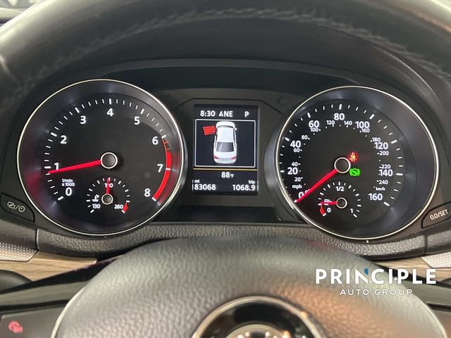 Used 2017 Volkswagen Passat 1.8T SEL Premium FWD image 22