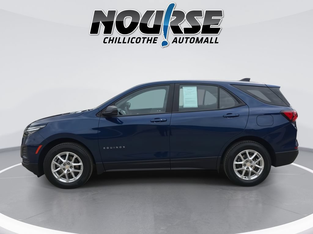 Used 2023 Chevrolet Equinox LS AWD/4WD image 5