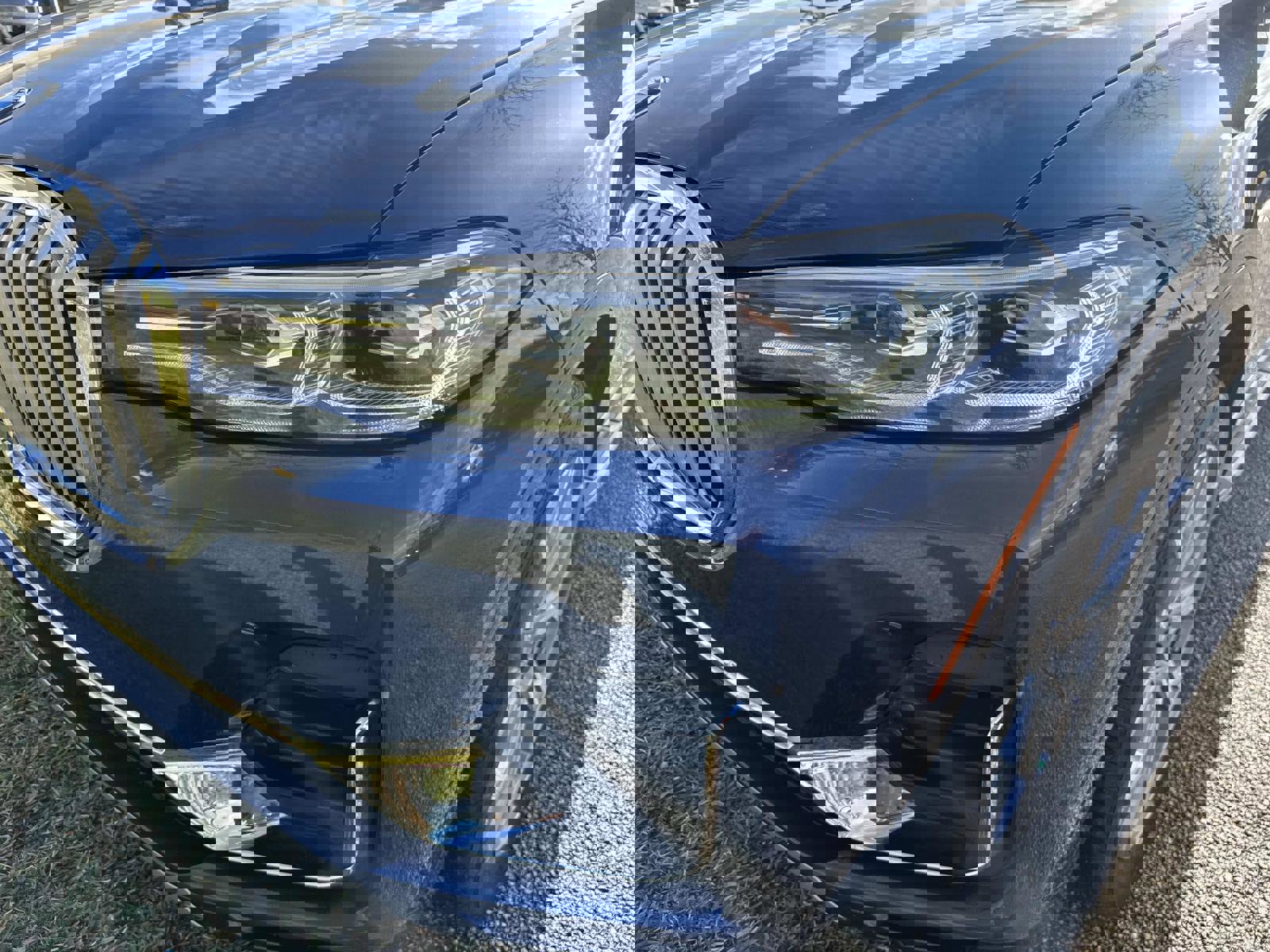 Used 2021 BMW X7 xDrive40i w/ Premium Package 2 image 9