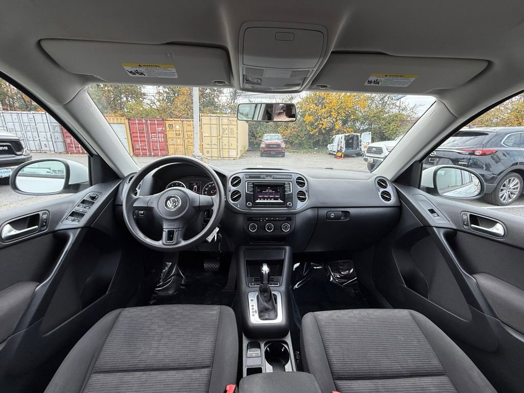 Used 2018 Volkswagen Tiguan Limited image 20
