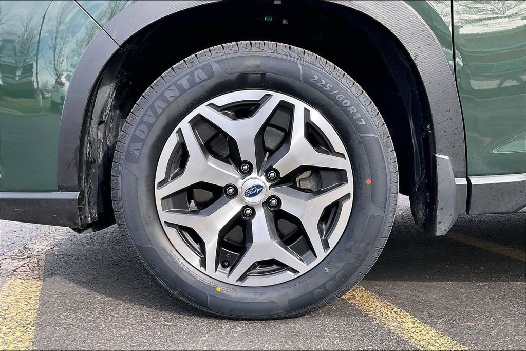 Used 2023 Subaru Forester Premium AWD/4WD image 10
