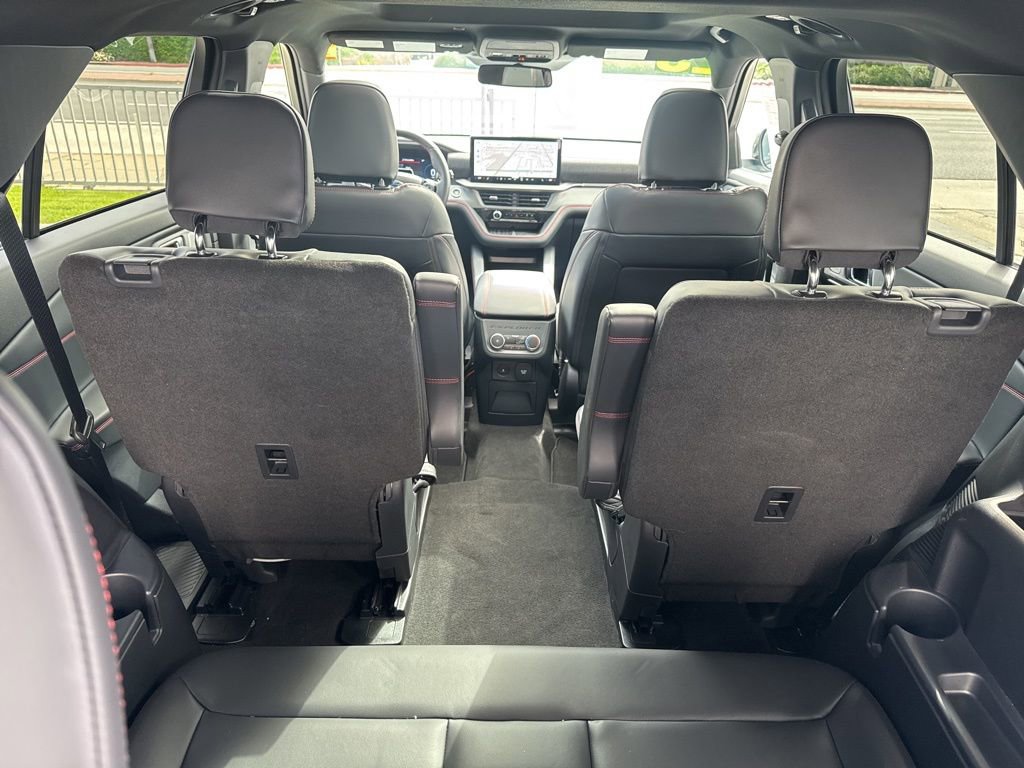 Used 2025 Ford Explorer ST w/ Sun And Sound Package AWD/4WD image 6