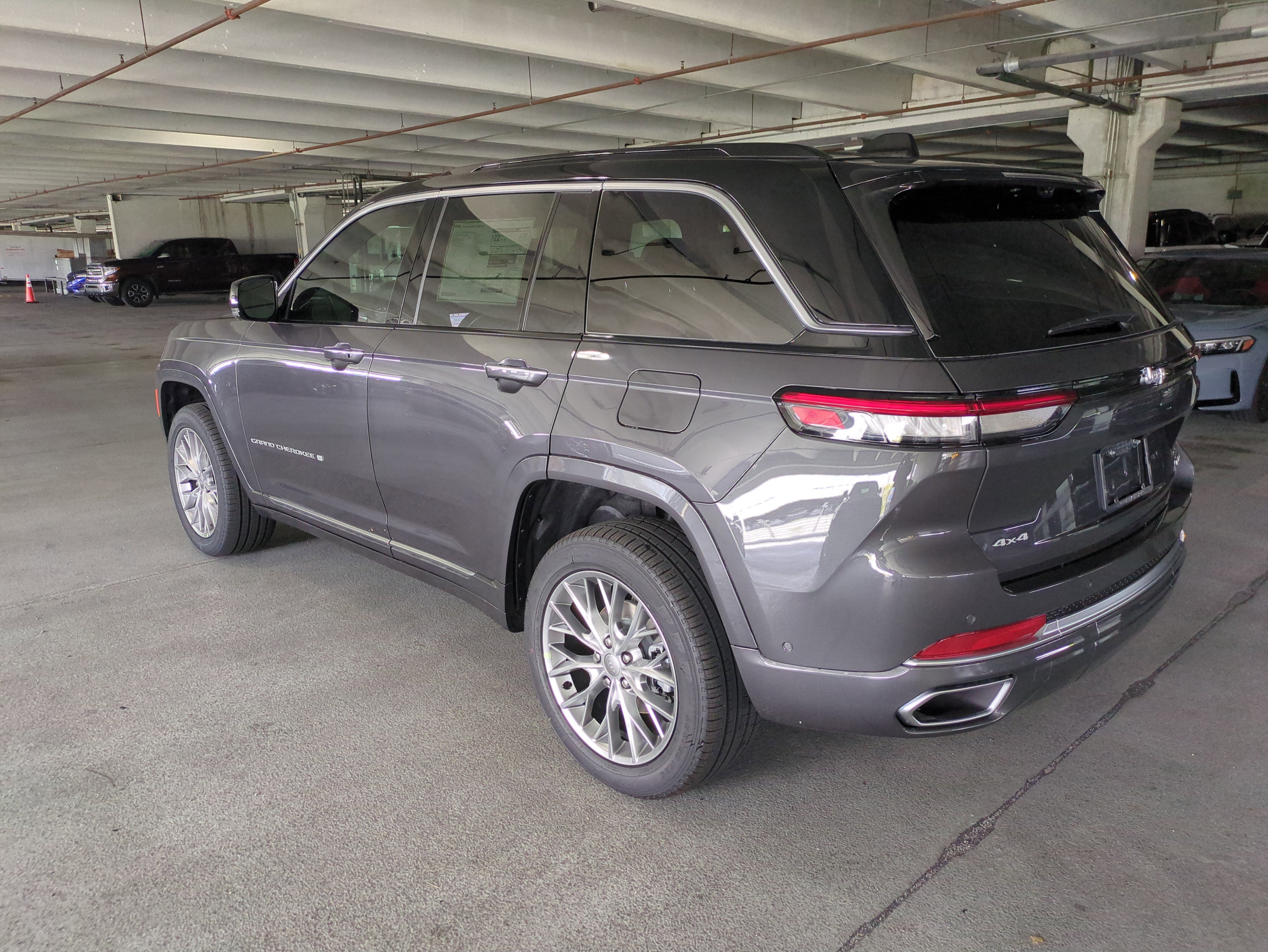 New 2025 Jeep Grand Cherokee Summit w/ Adv Protech Group IV image 7
