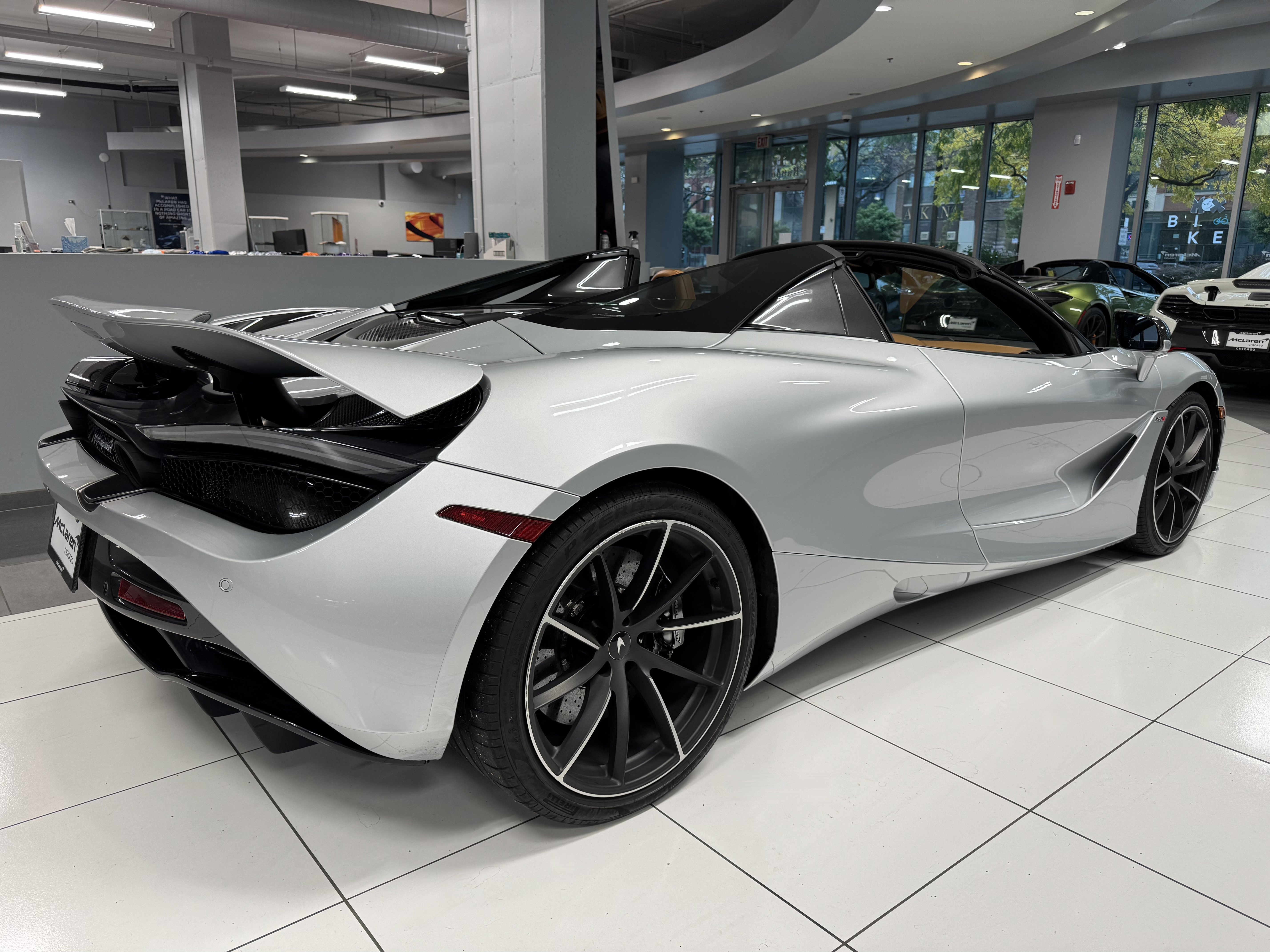 Used 2020 McLaren 720S Luxury image 4