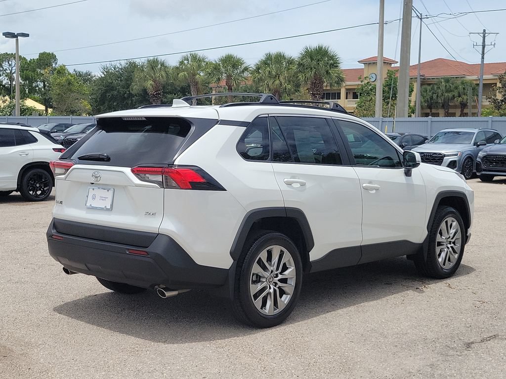 Used 2024 Toyota RAV4 XLE Premium FWD image 4