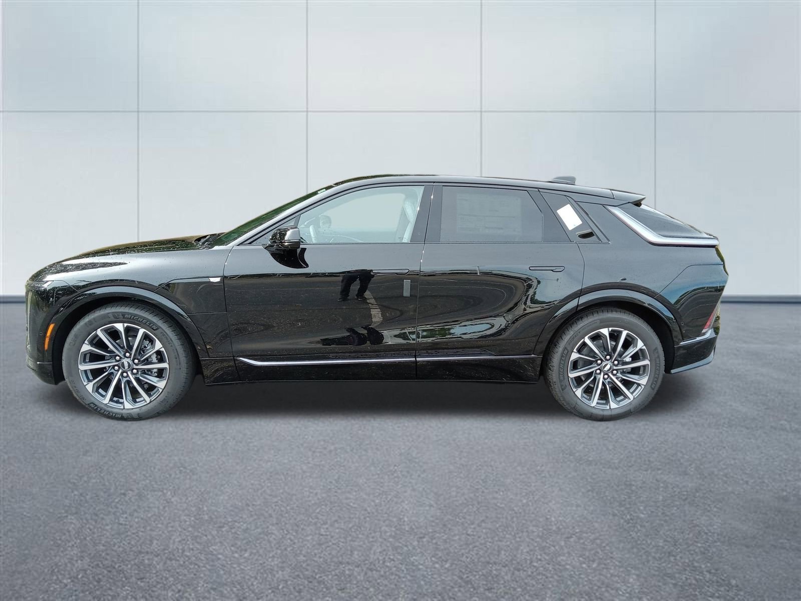 New 2026 Cadillac Lyriq Sport image 2