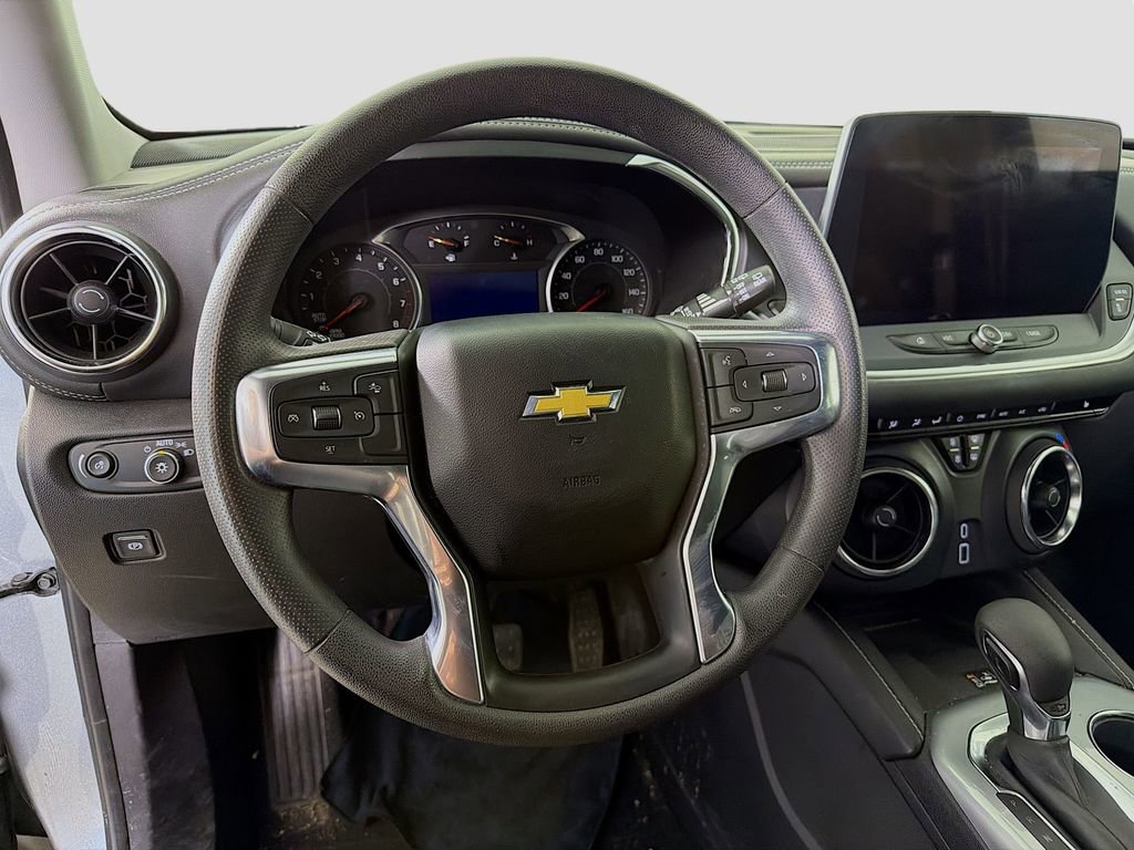 Used 2024 Chevrolet Blazer LT w/ Convenience Package image 14