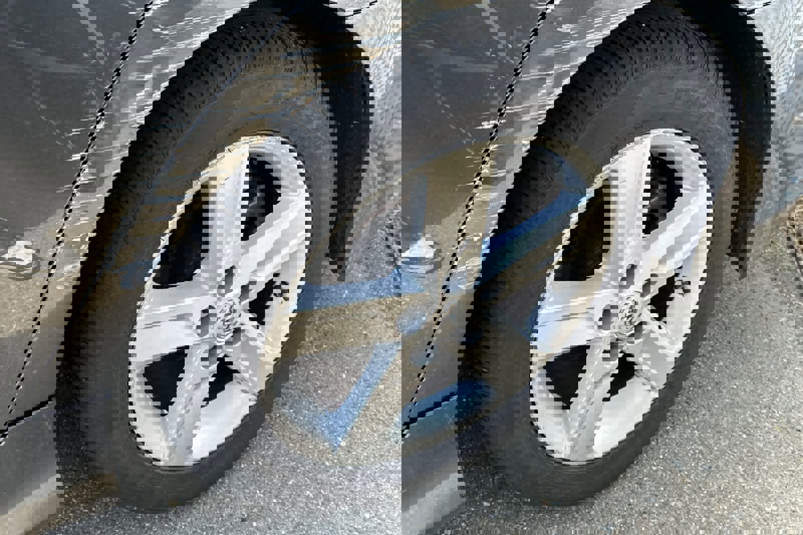 Used 2014 Toyota Camry SE FWD image 22