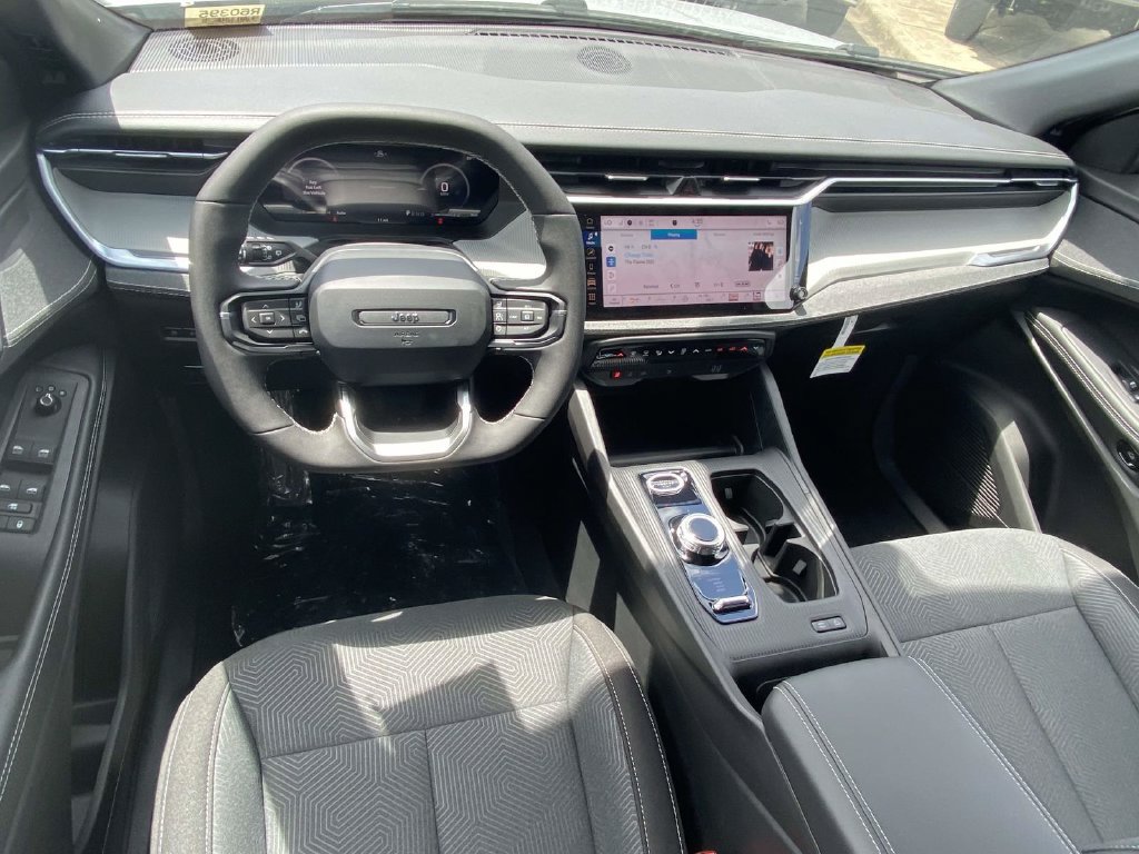 New 2026 Jeep Cherokee Laredo AWD/4WD image 10