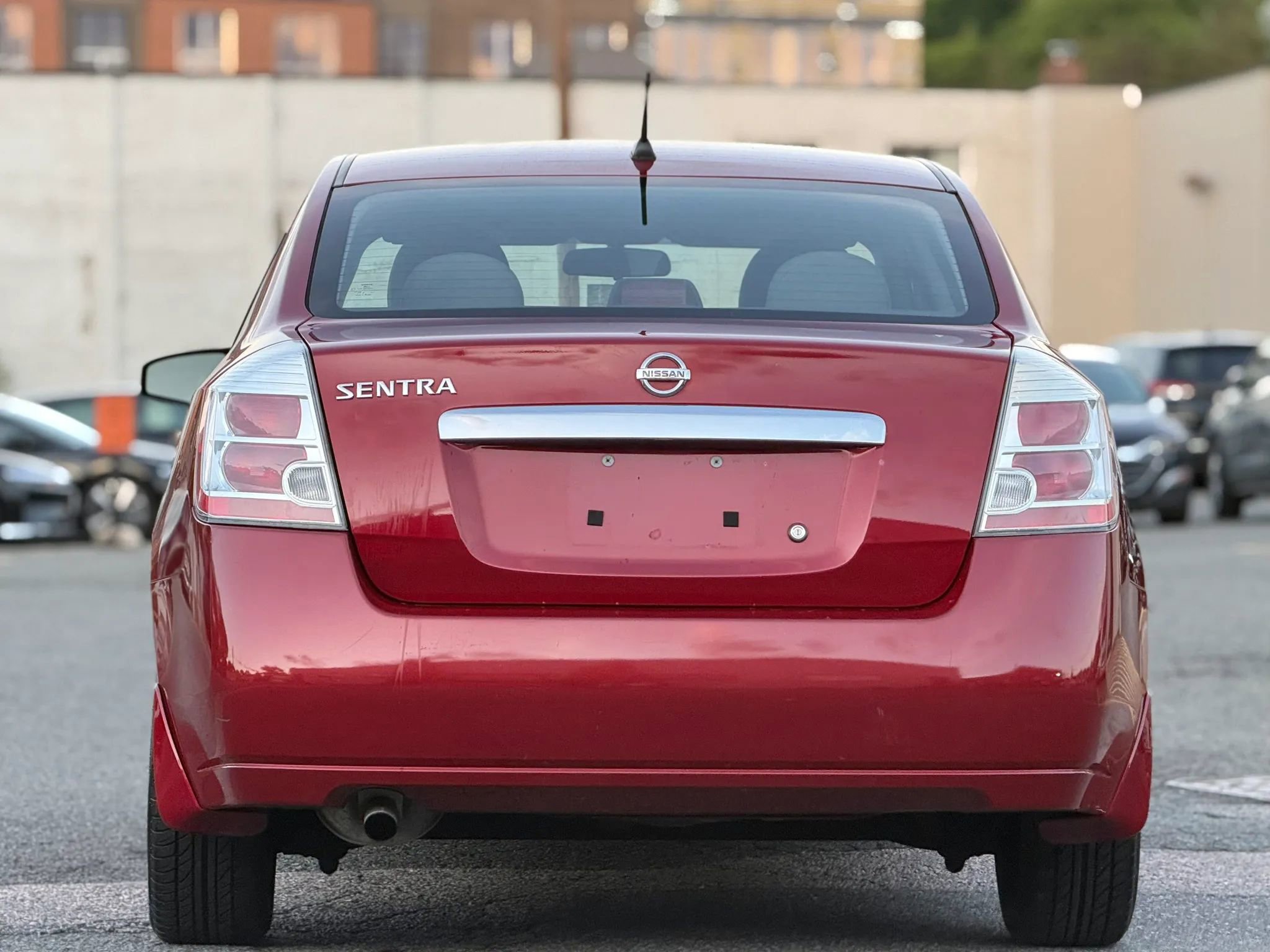 Used 2010 Nissan Sentra 2.0 FWD image 6
