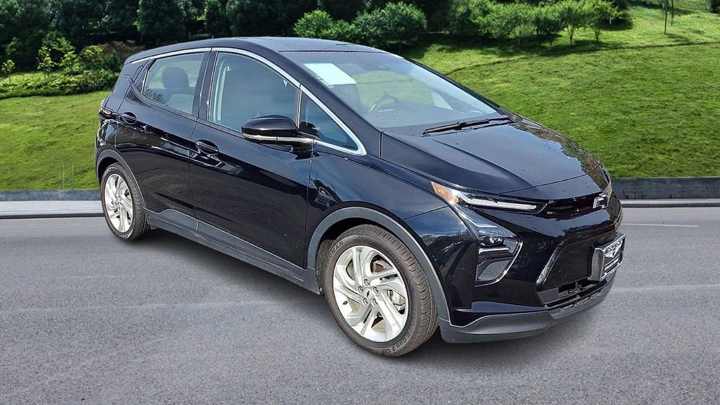 Used 2023 Chevrolet Bolt LT w/ Driver Confidence Package image 2