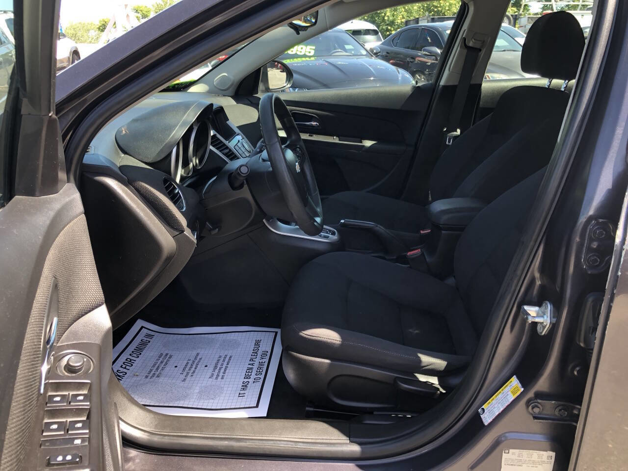 Used 2016 Chevrolet Cruze LT w/ Technology Package image 3