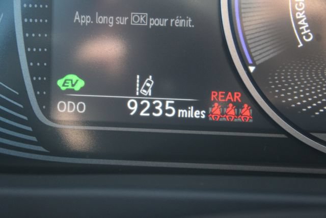 Certified 2024 Lexus UX 250h FWD image 15