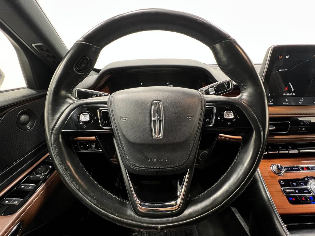 Used 2020 Lincoln Aviator Reserve w/ Elements Package Plus AWD/4WD image 22