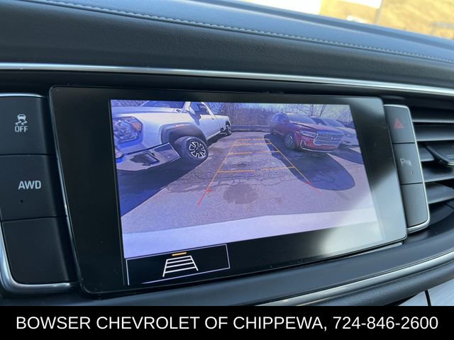Used 2020 Buick Enclave Essence image 12