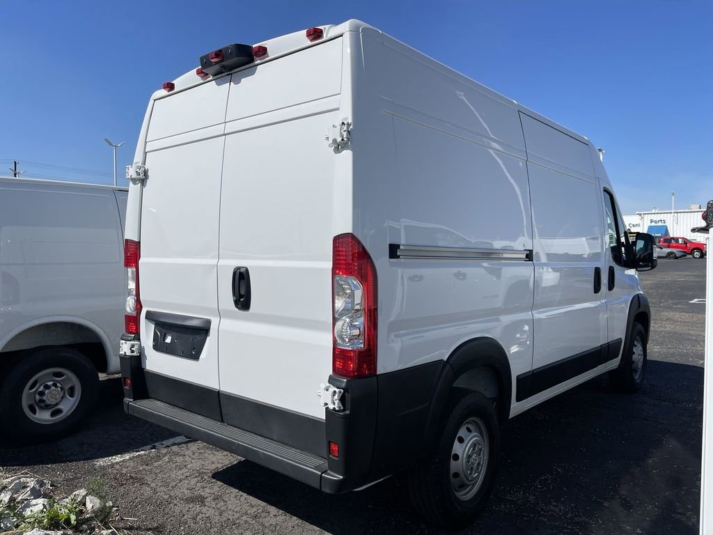 Used 2023 RAM ProMaster 2500 w/ Convenience Group FWD image 6