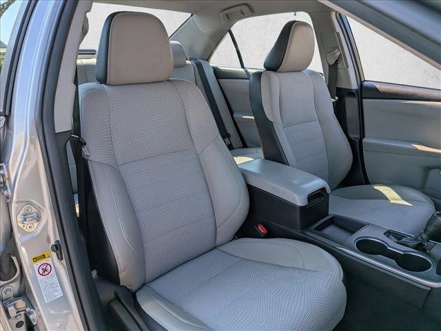 Used 2017 Toyota Camry SE FWD image 20