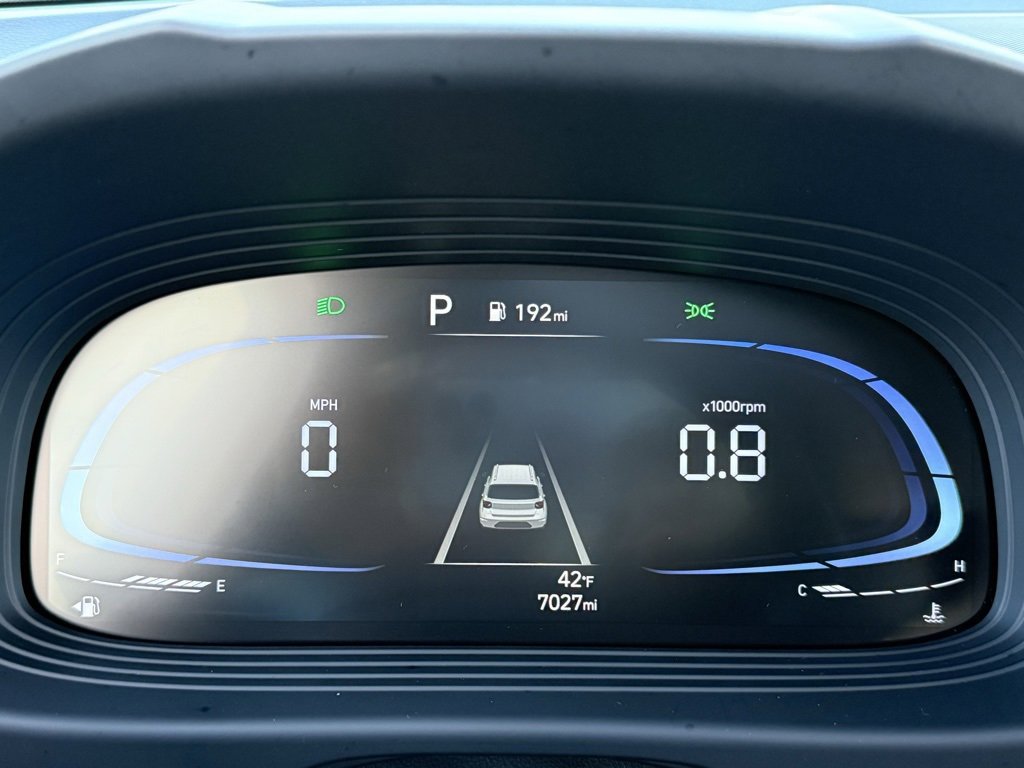 Used 2024 Hyundai Venue SEL image 22