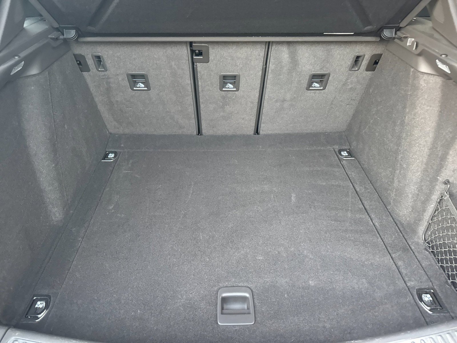 Used 2023 Porsche Macan S image 15