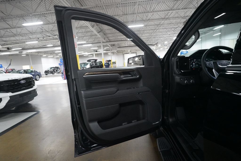 Certified 2025 GMC Sierra 1500 Elevation w/ X31 Off-Road Package AWD/4WD image 26