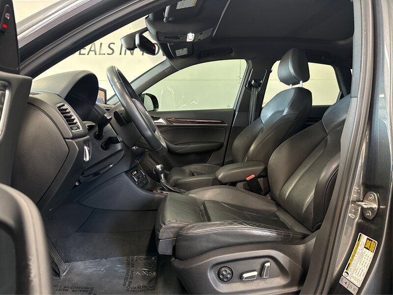 Used 2018 Audi Q3 2.0T Premium Plus w/ Premium Plus Package AWD/4WD image 9