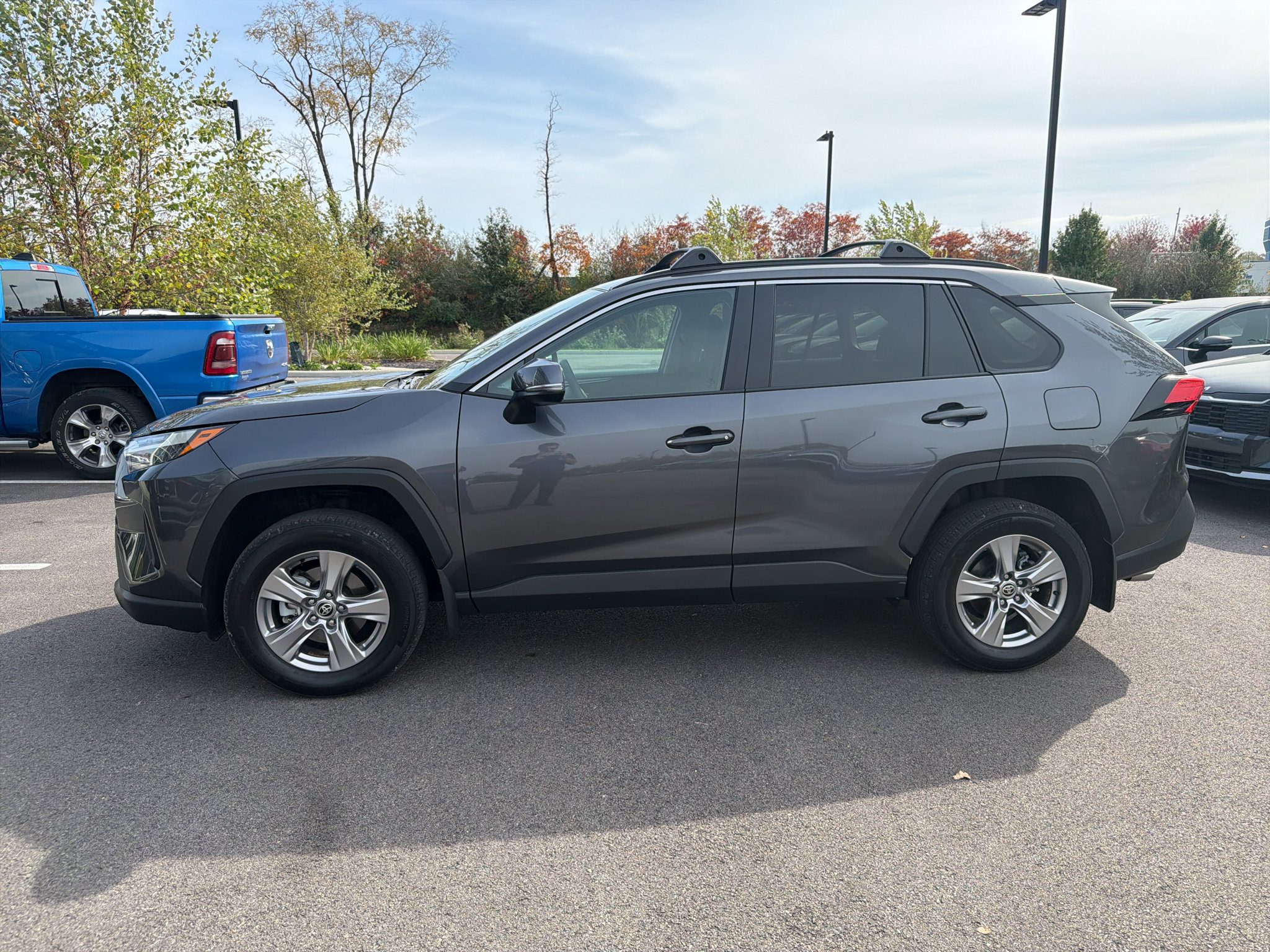Used 2023 Toyota RAV4 XLE w/ Convenience Package AWD/4WD image 3