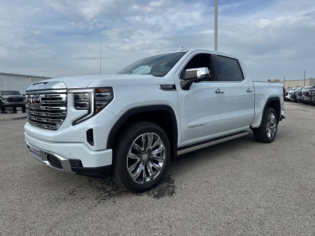 New 2026 GMC Sierra 1500 Denali w/ Denali Reserve Package AWD/4WD image 2
