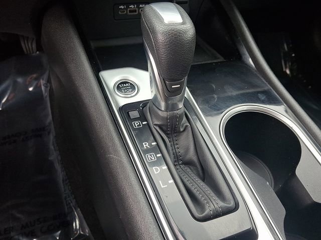 Used 2024 Nissan Altima 2.5 SV image 13