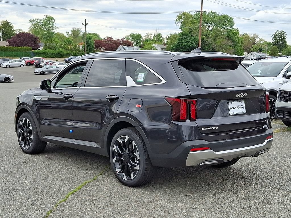 New 2026 Kia Sorento SX FWD image 3