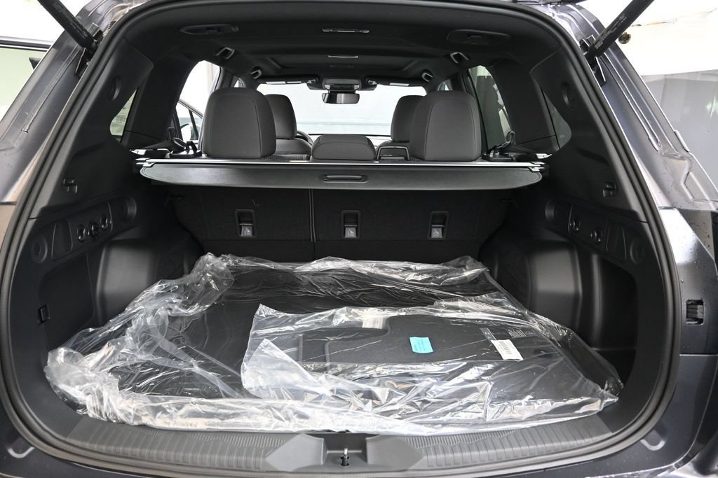 New 2026 Subaru Forester Premium AWD/4WD image 17